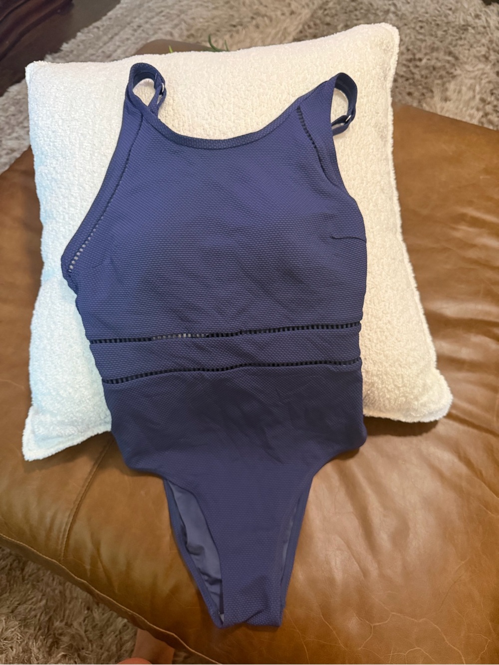 Cupshe Textured High-Neck One-Piece Swimsuit in Navy